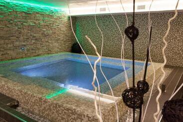 هتل 4 Venti Spa & Wellness