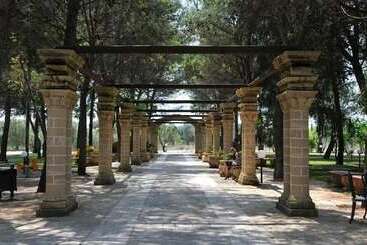 هتل Antica Masseria Martuccio