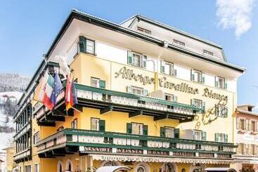 هتل Cavallino Bianco   Weisses Roessl
