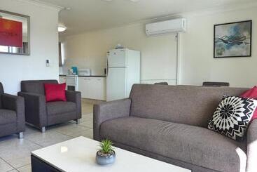 Jadran Motel & El Jays Holiday Lodge