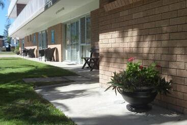 Jadran Motel & El Jays Holiday Lodge