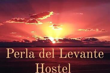 Perla Del Levante Hostel