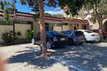 Tollgate Motel