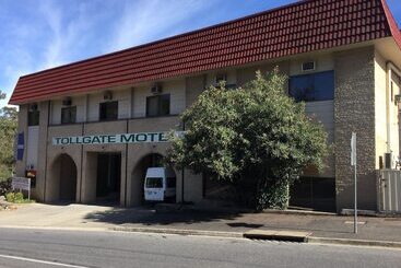 Tollgate Motel