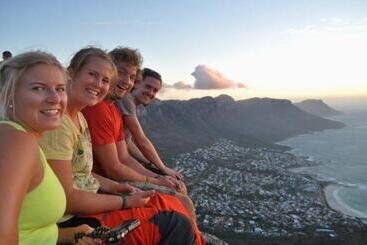 هتل Andrienne Lodge Cape Town