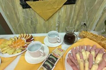 هتل Hostal Las Garzas