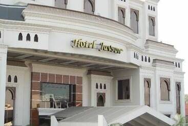 هتل Javson