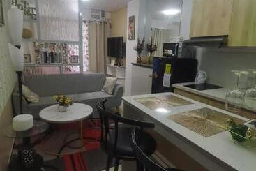 هتل Primavera City, Living Stone Place