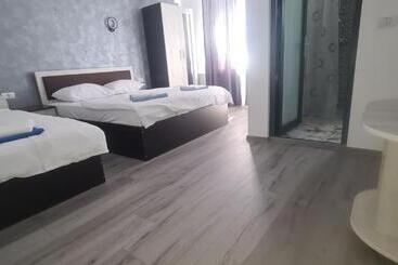 پانسیون Casa Alexander
