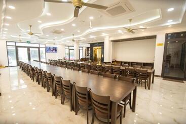 Thăng Binh Hotel   Flc Sầm Sơn