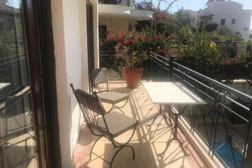 تختخواب و صبحانه Villa Sandarra Kalkan