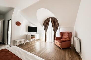 هتل Complex Vila Rania