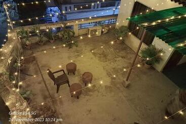 هتل Gorakhnath Guest House