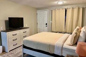 모텔 Wildflower Room At The Trailblazer Unit 12