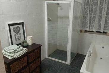پانسیون 161 Blenheim Rd