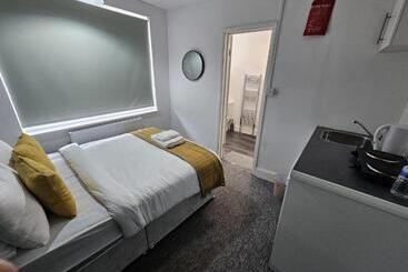 پانسیون Livestay Affordable En Suite Studio Rooms In London, N14