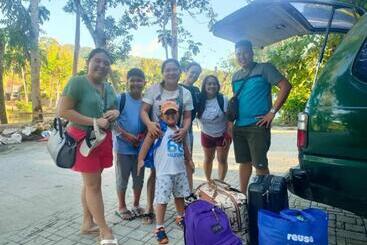 پانسیون Gbu Loboc River Guesthouse