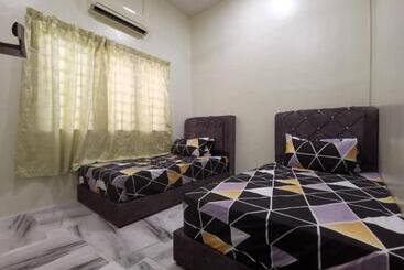 پانسیون Kejora Guest House