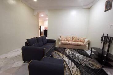 پانسیون Kejora Guest House