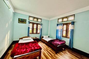 پانسیون Pema Dekey Monastic Guest House