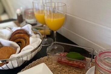 Slapen Bij De Stewardess B&b Almere