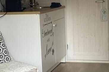 Slapen Bij De Stewardess B&b Almere