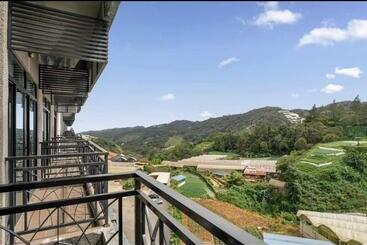 Cthomestay @ Nova Highland