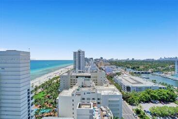 هتل Fontainebleau Miami Beach