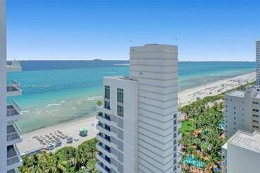 هتل Fontainebleau Miami Beach