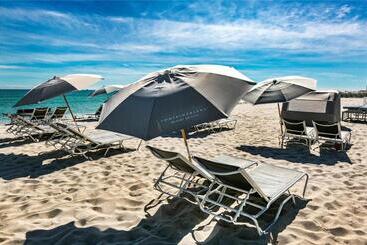 هتل Fontainebleau Miami Beach