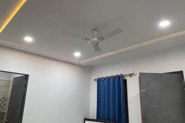 هتل Ggopala Restaurant & Rooms