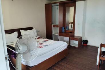 هتل Hazrath Inn