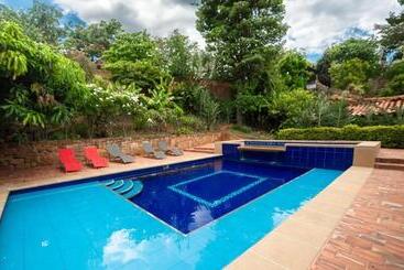 هتل Masaya Achiotte   Junior Suite   Colombia