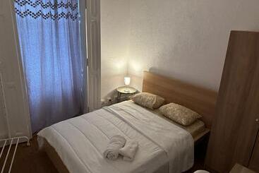 پانسیون Palmela Castle Rooms