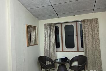 پانسیون Sri Juliana Chalet
