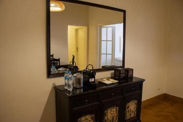Chez Riche Luxury Serviced Apartment 52