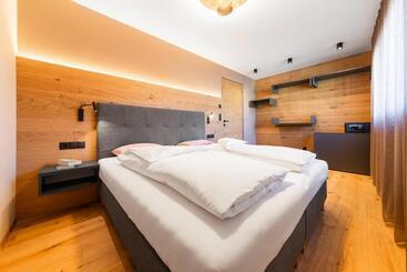 아파트호텔 Rienz Alpine City Suites
