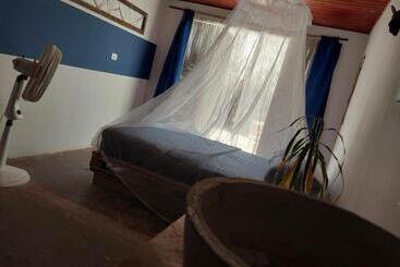 هتل Hostel Nugeku