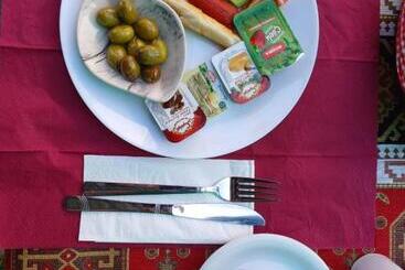 هتل Olive