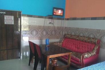 هتل Shradhanjali Lodge, Barister Colony, Digha