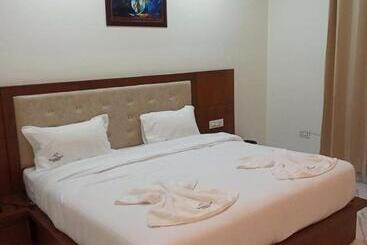 هتل The Amur Falcon Inn & Resorts