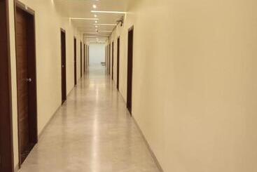 هتل The Amur Falcon Inn & Resorts