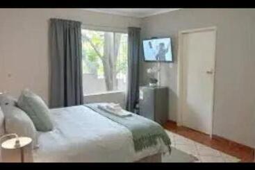 پانسیون Aphiroom Guesthouse