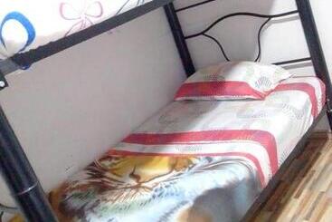 هاستل El Rancho De Poncho