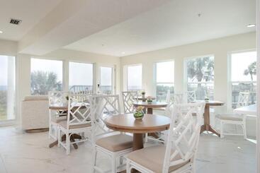11 North Jacksonville Beach