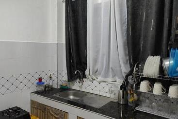 تختخواب و صبحانه Mely Homes
