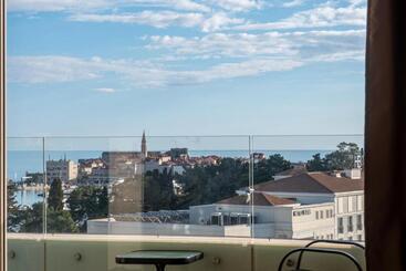 هتل Budva Center Suite