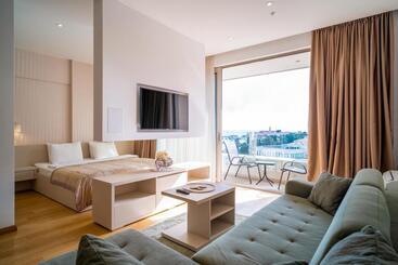 هتل Budva Center Suite