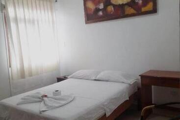 בית מלון כפרי Doral Inn