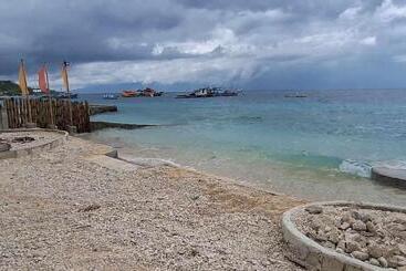هتل Fins Pacific Coray Bay By Hiverooms